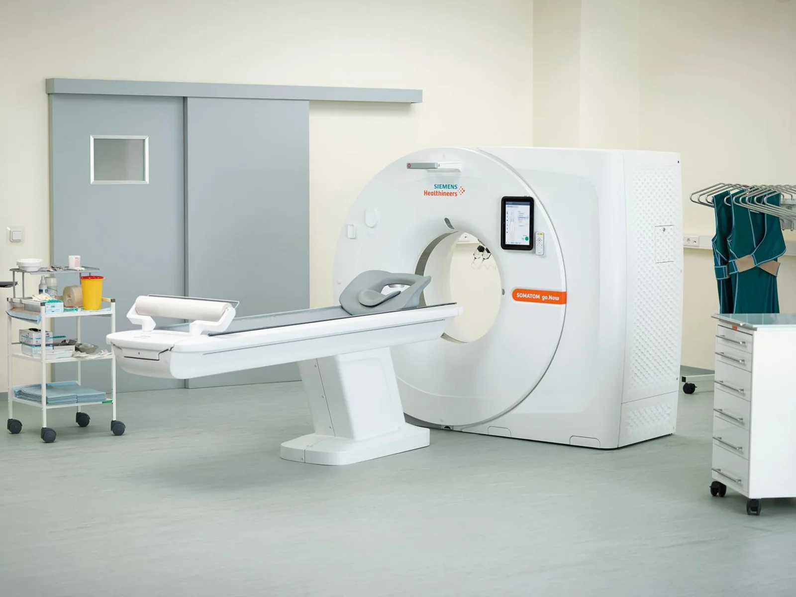 Б/У Компьютерные томографы — KombiMED GmbH